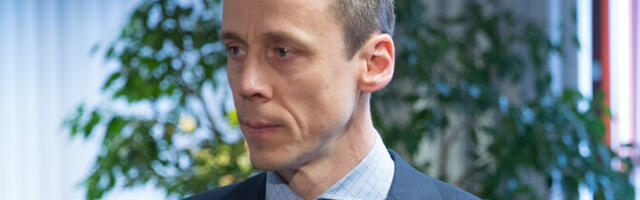 Kell 21.40 "Esimeses stuudios" Erkki Raasuke