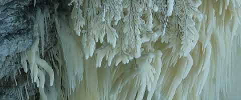 Talvine Valaste juga