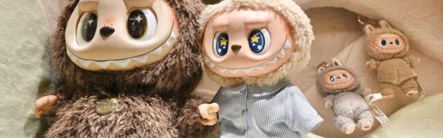 Labubu tootja üritab rohkemat. Esmalt irvitavad nukud, nüüd telesaade ja teemapargid