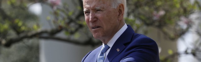 Biden kutsus keelustama automaatrelvi eraisikutele
