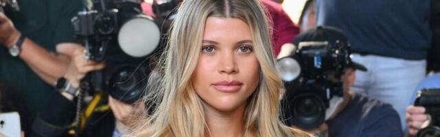 Netirahvas pahane_ modell Sofia Richie viiekuusel tütrel on juba nutitelefon