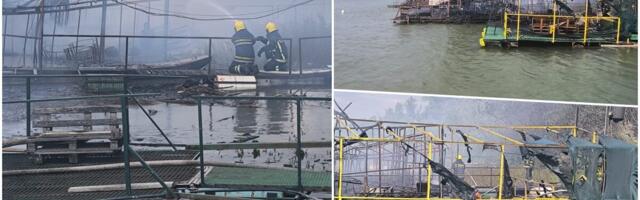 ČETIRI SPLAVA IZGORELA DO GOLOG METALA: Stravične slike nakon požara na Adi Ciganliji, vatrogasci-spasioci sprečili da vatra proguta još dva objekta (FOTO)