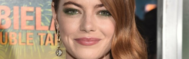 Proovi järele! Näitleja Emma Stone'i VIIS juuksehooldusnippi, mis ta kiharad imekauniks muudavad