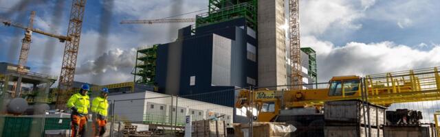 REPORTAAŽ ⟩ Kuidas lõhnab 300 miljonit eurot roostetavat vanarauda Narva lähedal