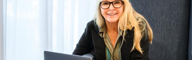 Kas pikad juuksed sobivad igas vanuses? Need soenguvalikud muudavad välimuse nooruslikumaks