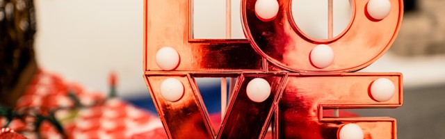 Sõprade või armastajate päev?