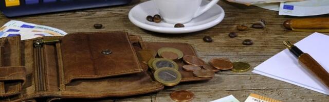 Töö riigipühal: kuidas hüvitada seda raha või vaba ajaga