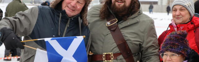 Galerii: Haapsalu alistas jääkeeglis Ühendkuningriigi suursaatkona