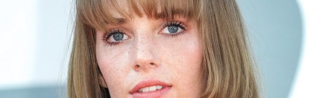 Uma Thurmani ja Ethan Hawke'i tütar visati düsleksia tõttu koolist välja