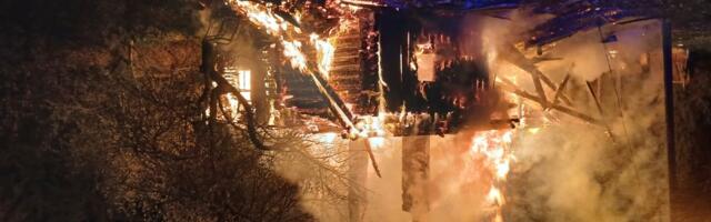 FOTOD | Põlvamaal toimunud elumaja tulekahjus hukkus 84-aastane mees