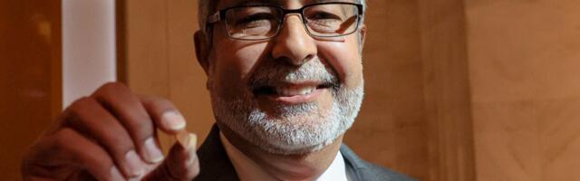 Microni tugev kasumiprognoos pani aktsia rallima