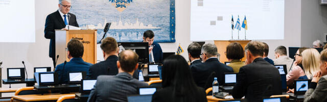 Otse kell 9.30: Tallinna sotsid ja parempoolsed kogunevad linnapead umbusaldama