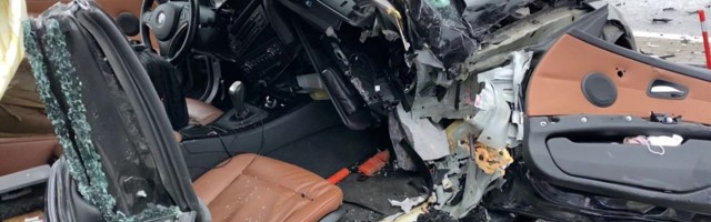 Reporter: Autoõnnetuse järel pidid päästjad kaasreisija välja lõikama