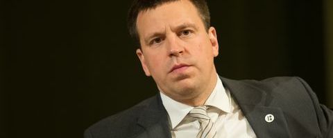 Jüri Ratas keelas koroonaviirusesse haigestunutell kodudest lahkuda