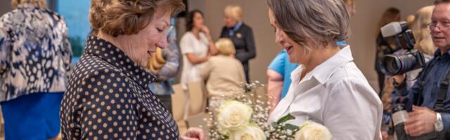 Lastehaigla elutööpreemia pälvis doktor Merike Martinson