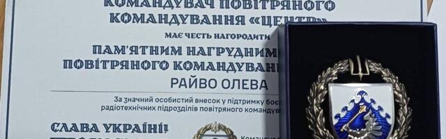 PILTUUDIS: EKRE esindaja sai Ukrainast tänutäheks teenetemärgi