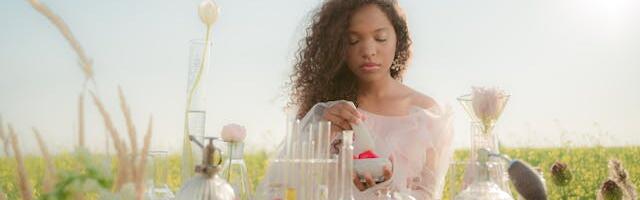 Kuidas valida naiste parimad parfüümid vastavalt oma isikupärale ja aastaajale