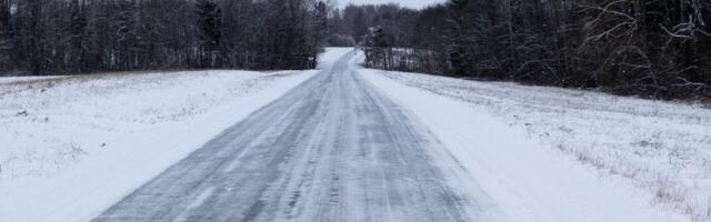 ILMATEADE | Hoiatus! Külma ilma tõttu on teedel jää ja suur libeduse oht