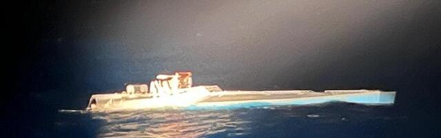 Portugal pidas keset Atlandi ookeani kinni narkoallveelaeva 1,7 tonni kokaiiniga