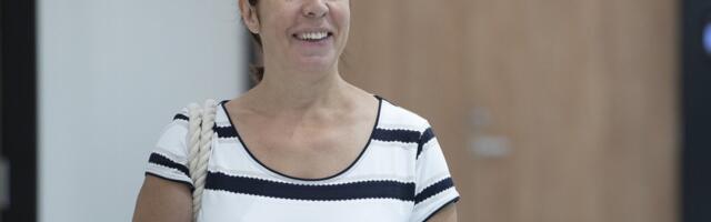 FOTOD | Mailis Repsi maakodu ümbruses möllab karu_ imelik tunne ikka, kui karu magamise ase on kümne sammu kaugusel uksest