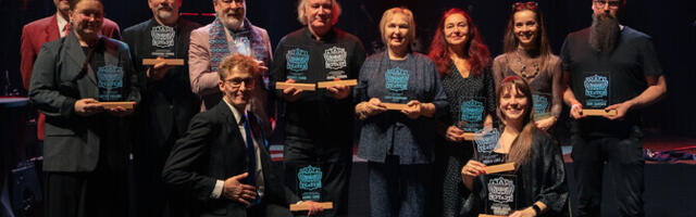 Ugala teater jagas 106. sünnipäeval kolleegipreemiaid