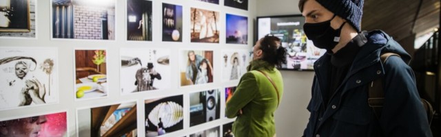 FOTOD | Fotomuuseum avas Tallinna südalinnas uue ruumi, avanäituseks 130 fotograafi ühine projekt