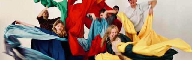 Lõpumeeleolud ja kaubanduslikud teadaanded – Müürilehe jõulukuu kultuurikalender