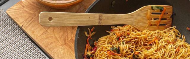 FIGUURISÕBRALIK RETSEPT: Johandra apelsinikana nuudlitega