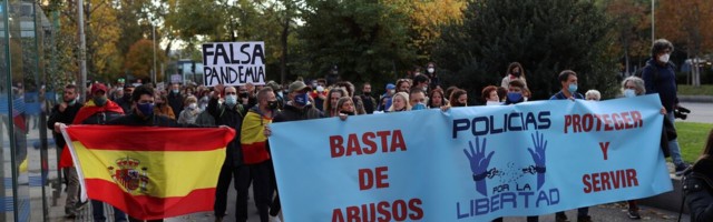 ”Politsei seisab vabaduse eest” – Hispaania korravalvurite protest riigi sulgemise ja maskikohustuse vastu