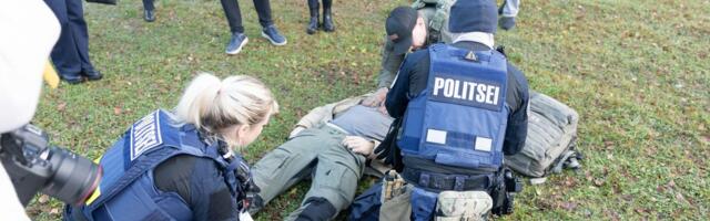 VIDEO JA FOTOD | Politseinikud näitasid, kuidas nad igapäevatöös surmasuus inimesed elule turgutavad