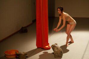 Noored koreograafid jätsid laigu põrandale