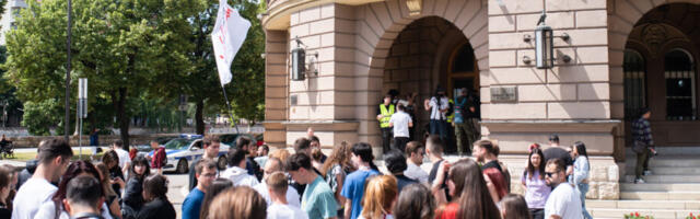 Slobodni univerzitet pozvao građane da se okupe u Nišu