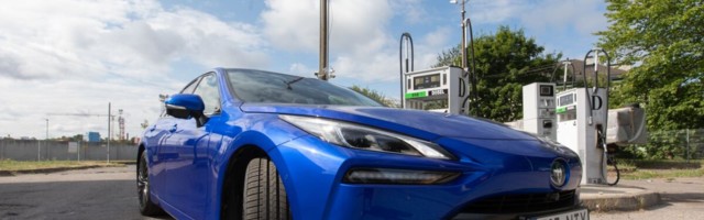 Kolmanda kvartali automüügi topis võidutseb endiselt Toyota