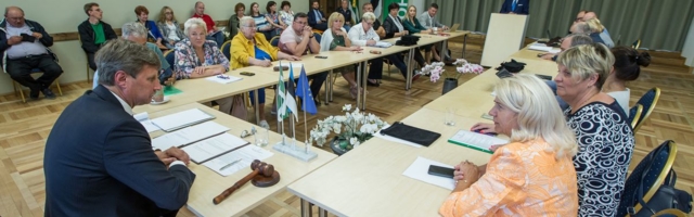 JUHTKIRI Jõhvi Keskerakonna poliitrahutus