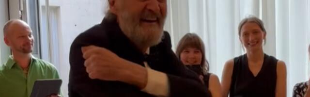 Video: Tallinna Kammerorkester ja Vox Clamantis üllatasid juubilar Arvo Pärti
