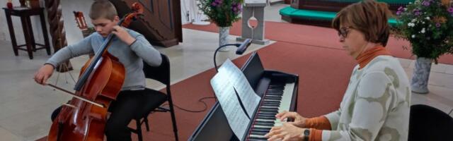 FOTOD: Türi EELK kirikus toimus lõikustänupüha kontsert-jumalateenistus