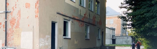 Narvas on tõrkeid koolitoiduga