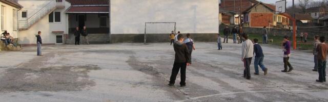 Deca u srpskim geto sredinama na KiM