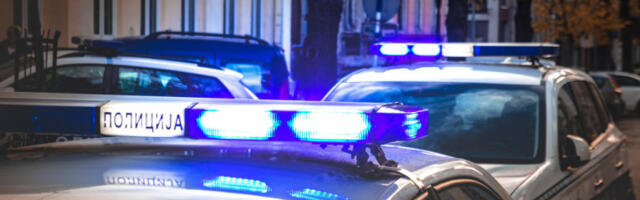 PRETUČEN UREDNIK 192.RS! Maskirana lica sa fantomkama ga udarali palicama, pa mu ukrali telefon!