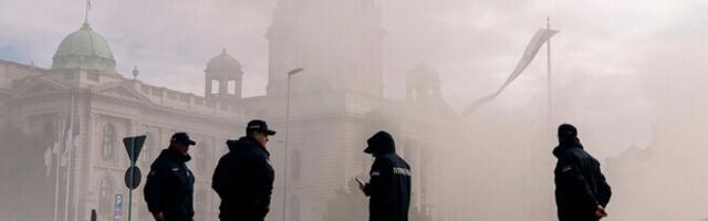 Serbia parlamendihoone ees toimus tulistamine