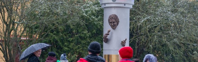 Ida-Virumaa küsib skandaalset  Jaak Joala kuju endale