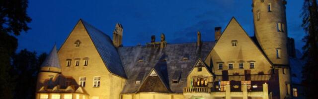 Tervisekassa suvepäevad lossis maksid 135 000 eurot, koos erisoodustusmaksuga