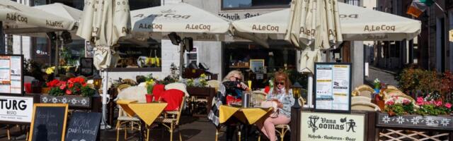 Aastaga kasvas nii töötute kui hõivatute arv