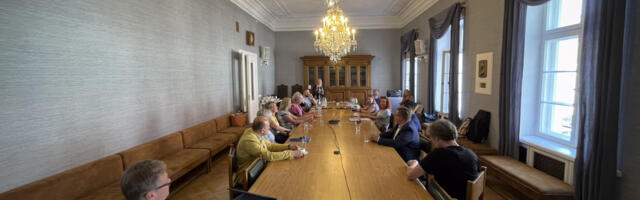 TAAS KOOS |  Riigikogu Hiiumaa toetusrühm arutas saare jaoks olulisi teemasid