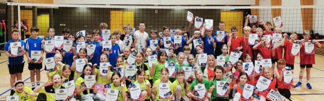 Võrkpalli pallilahingud võitsid Oru ja Taebla