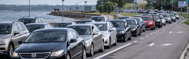 Sõidujagamise läbikukkumine – Tallinnas kasvab sõiduautode hulk pöörase hooga