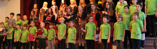 Ülehiiumaaliste lastekooride sünnipäeval kõlas muidugi laul