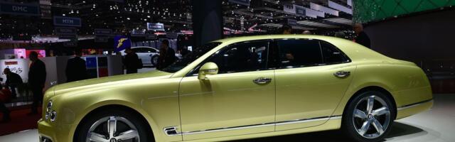 Läti nalja ei mõista: Eesti kaudu toodud luksusauto müügi eest väänati ärinaisele hiidtrahv