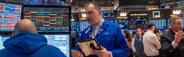 Wall Street otsib suunda, püsides oluliste uudiste ootel