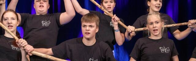 Noored jätkavad oma varalahkunud legendaarse õpetaja elutööd. „Otsustasime, et läheme edasi“